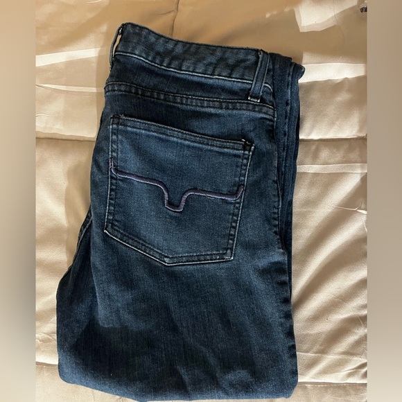 Kimes Lola’s 4/36 - Picture 3 of 5